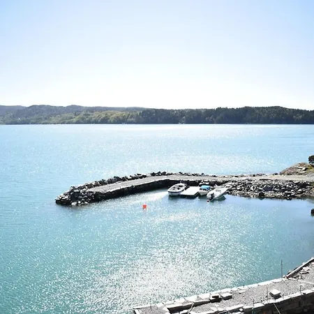 Holiday home 3 Bedroom Amazing In