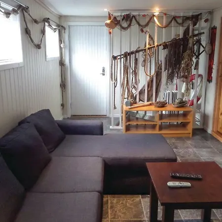 3 Bedroom Amazing In Holiday home